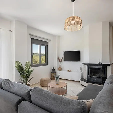 Daire Sol Luxury - Close To The With A Private Heated Mini Pool *