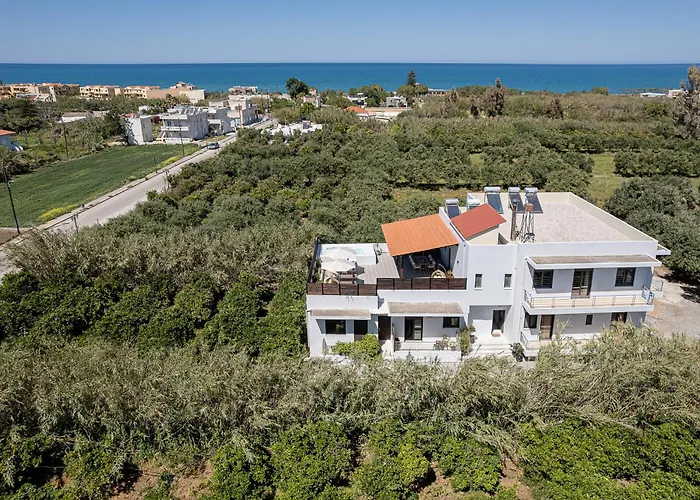 Apartment Sol Luxury - Close To The With A Private Heated Mini Pool