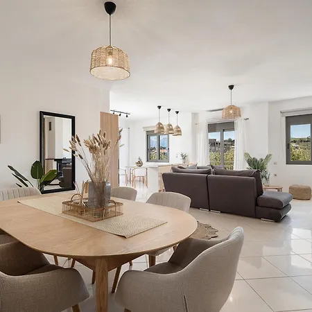 Apartment Sol Luxury - Close To The With A Private Mini Pool