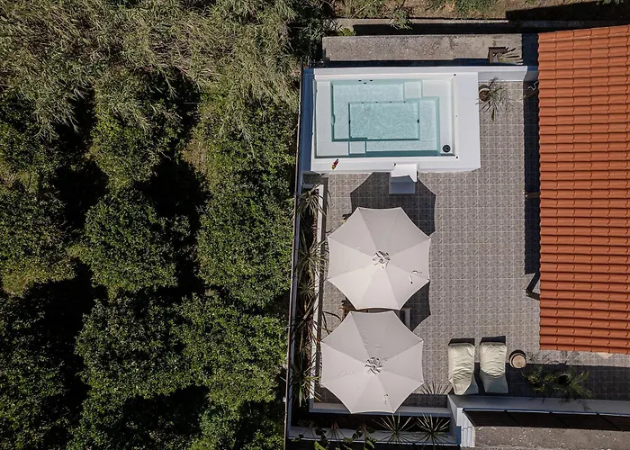 Sol Luxury - Close To The With A Private Heated Mini Pool خانيا