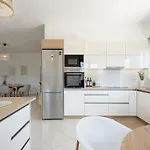 Apartman Sol Luxury - Close To The With A Private Heated Mini Pool Hriszí Aktí Haniá
