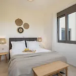 Sol Luxury - Close To The With A Private Heated Mini Pool Apartman *