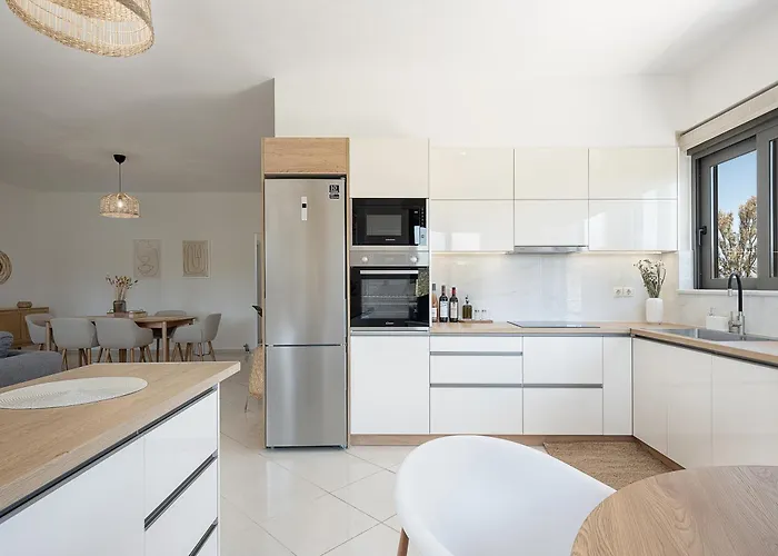 Διαμέρισμα Sol Luxury - Close To The With A Private Heated Mini Pool Χανιά