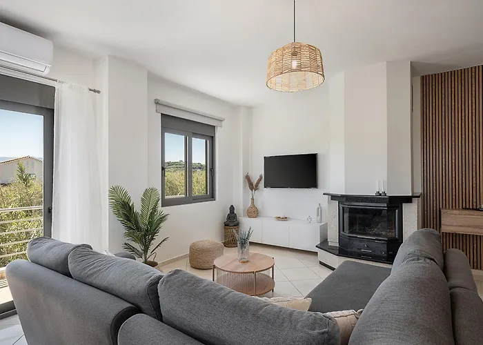 Διαμέρισμα Sol Luxury - Close To The With A Private Heated Mini Pool *