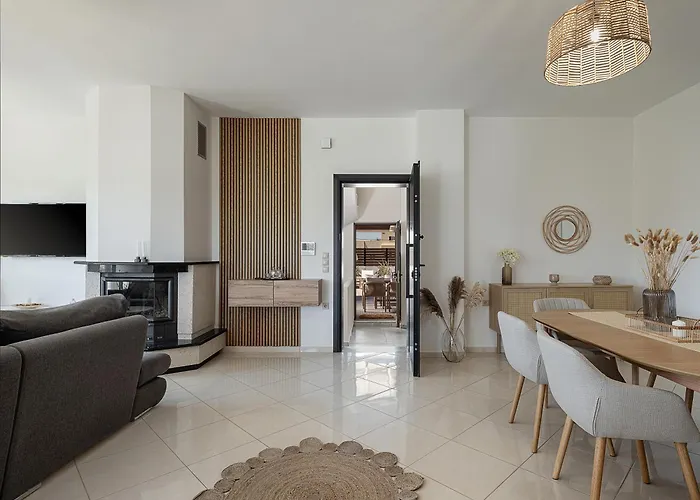 Διαμέρισμα Sol Luxury - Close To The With A Private Heated Mini Pool *