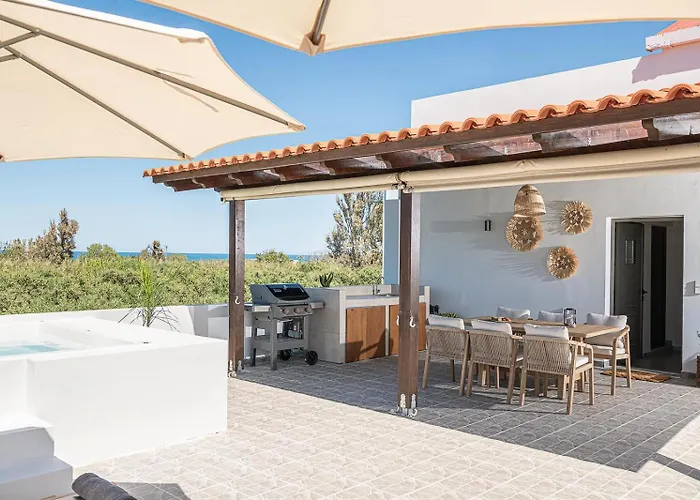 Διαμέρισμα Sol Luxury - Close To The With A Private Heated Mini Pool Χανιά