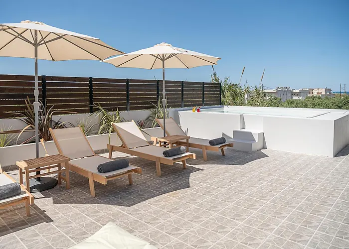 Διαμέρισμα Sol Luxury - Close To The With A Private Heated Mini Pool *