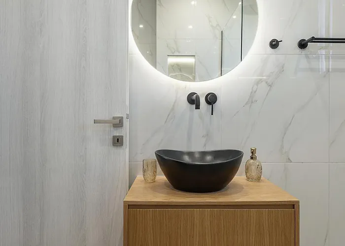 아파트 Sol Luxury - Close To The With A Private Heated Mini Pool *