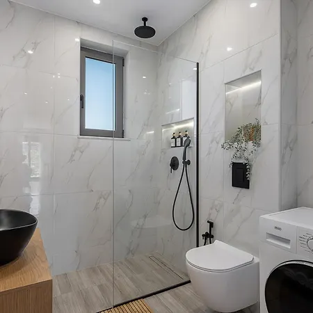 Sol Luxury - Close To The With A Private Mini Pool * La Canea